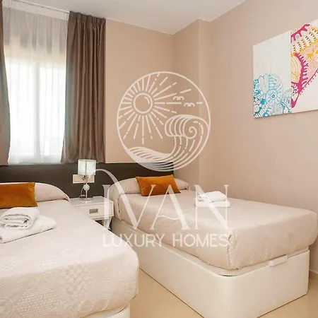 Casa Tania Ivan Luxury Homes 5ªpta Suroeste 1ªlinea